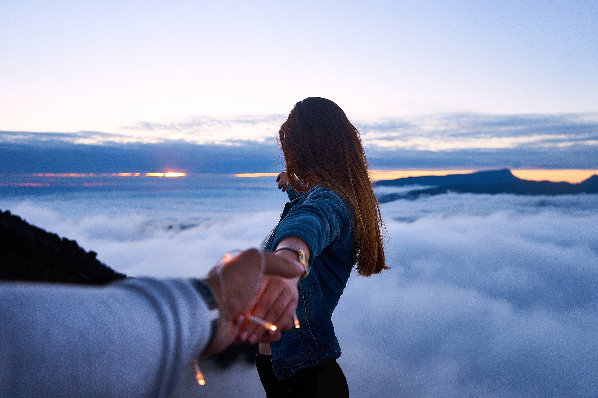 mountain-couple